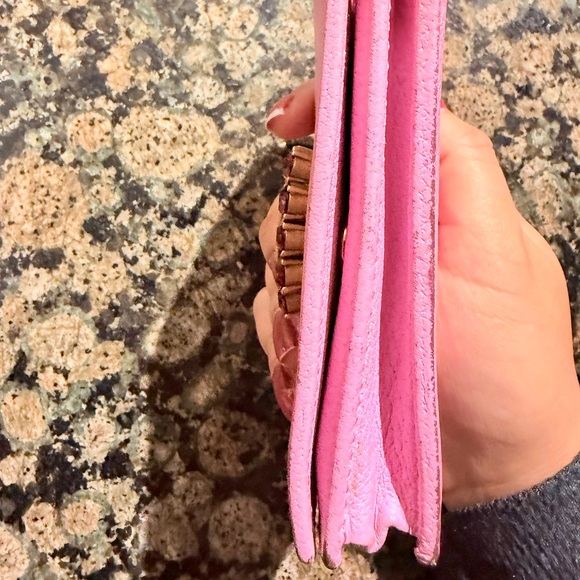 Gucci Pink Wallet - Picture 4 of 9